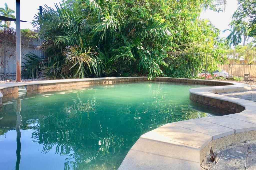 1 Bauer Cres, Karama, NT 0812