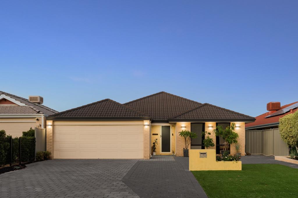 19 RETCHFORD WAY, QUEENS PARK, WA 6107