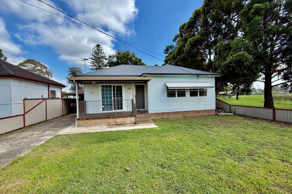 36 WILLIAM ST, BLACKTOWN, NSW 2148