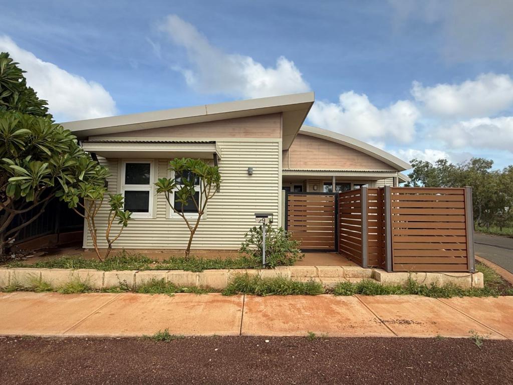 29 Bettong Bend, Baynton, WA 6714
