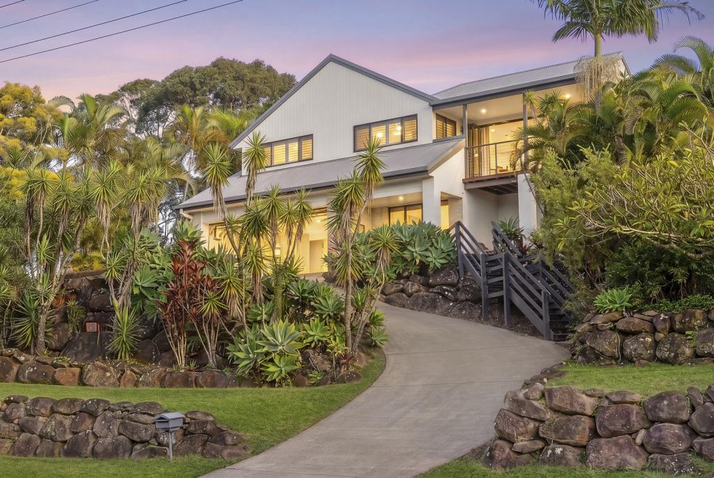 31 Jarrahdale Dr, Elanora, QLD 4221