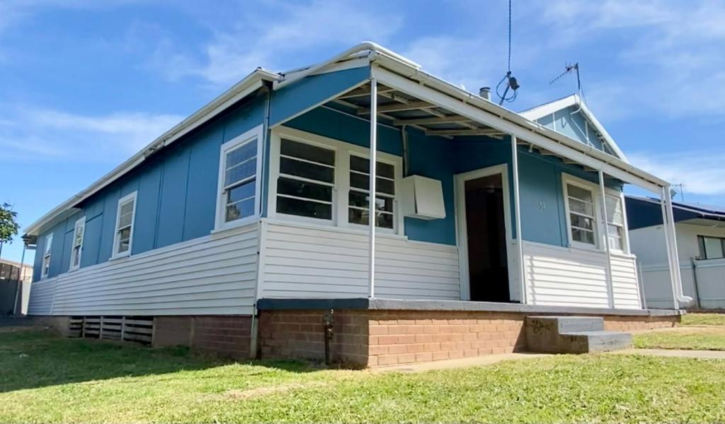 57 Albury St, Tumbarumba, NSW 2653