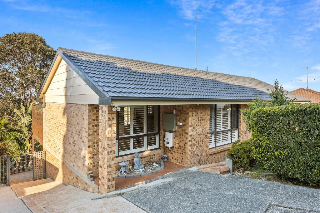 17 Plumwood Cres, Cordeaux Heights, NSW 2526