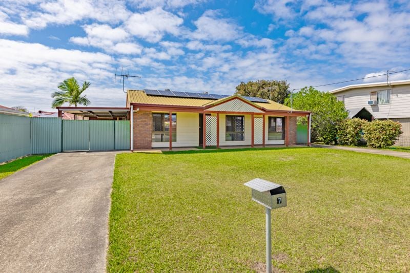 7 Topaz St, Caboolture, QLD 4510