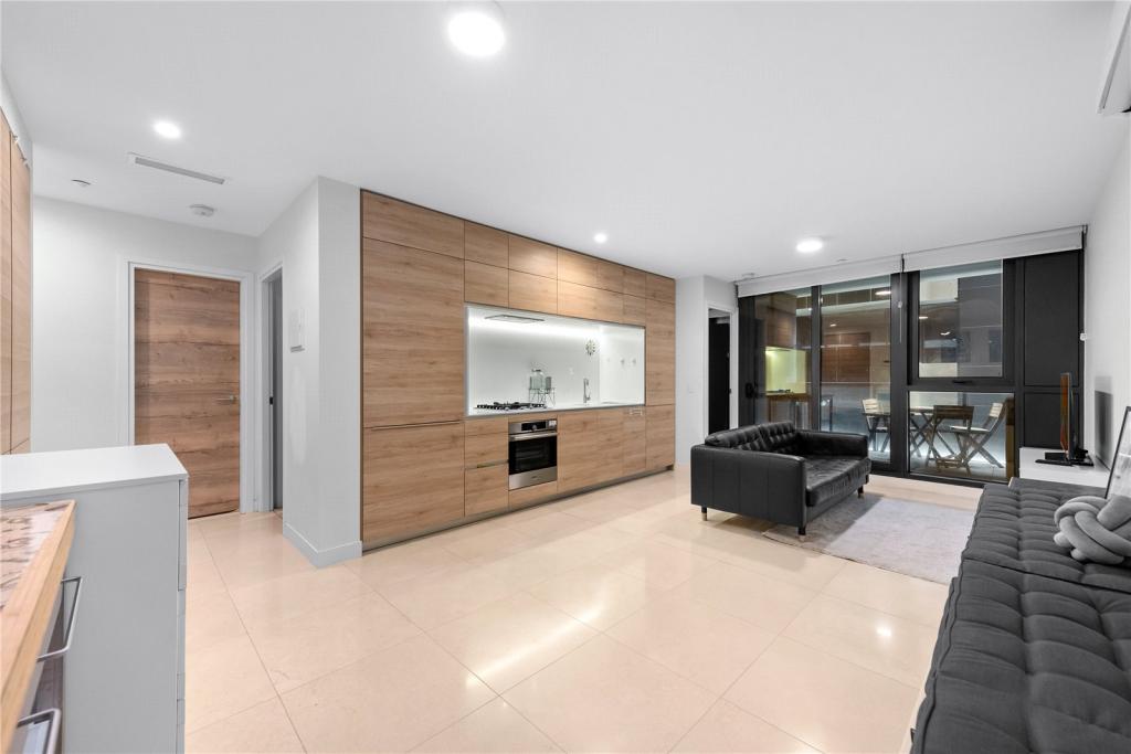 1110/12 Queens Rd, Melbourne, VIC 3004