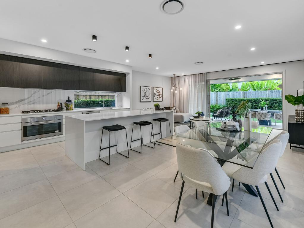 21 Tuscan Cct, Greenbank, QLD 4124