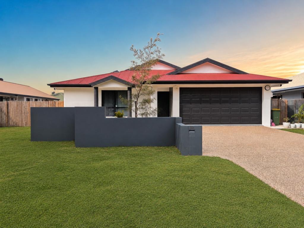 35 River Bvd, Idalia, QLD 4811