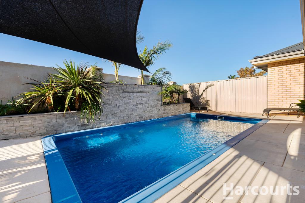 20 Royal Cres, Wannanup, WA 6210
