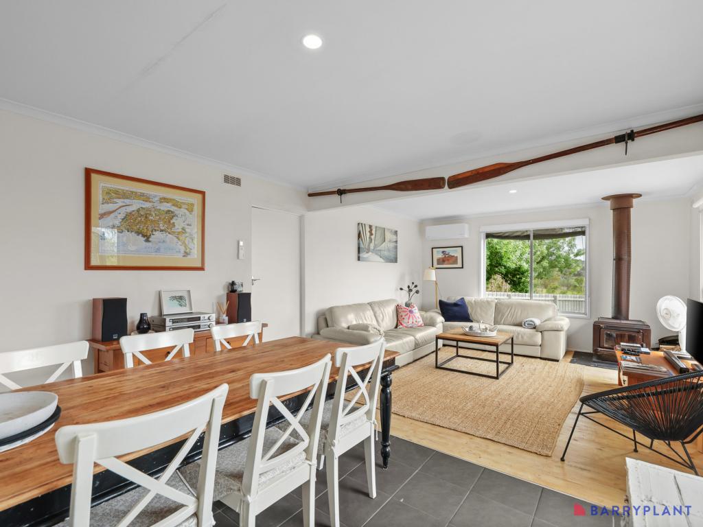 120 RED ROCKS RD, COWES, VIC 3922