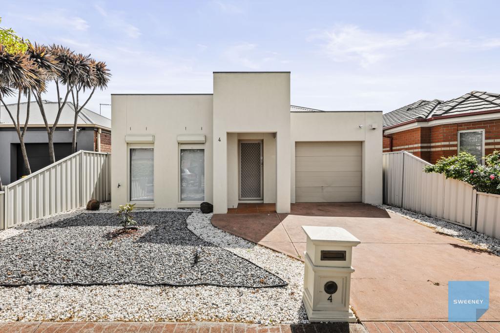 4 Smethwick Grn, Caroline Springs, VIC 3023