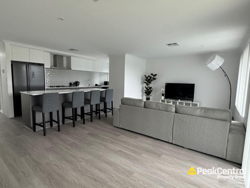 29 Williamstown Drive - Master Bedroom, Baldivis, WA 6171