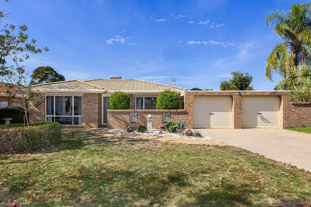 41 BALLEROO CRES, GLENFIELD PARK, NSW 2650