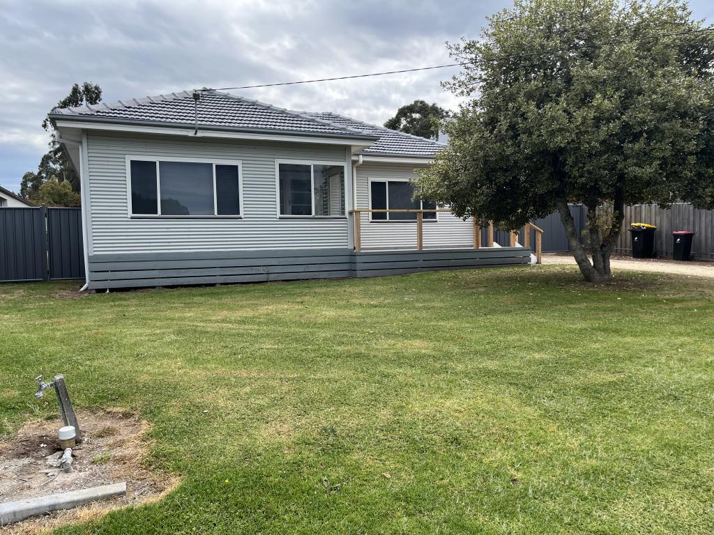 12 Merrydale St, Maffra, VIC 3860