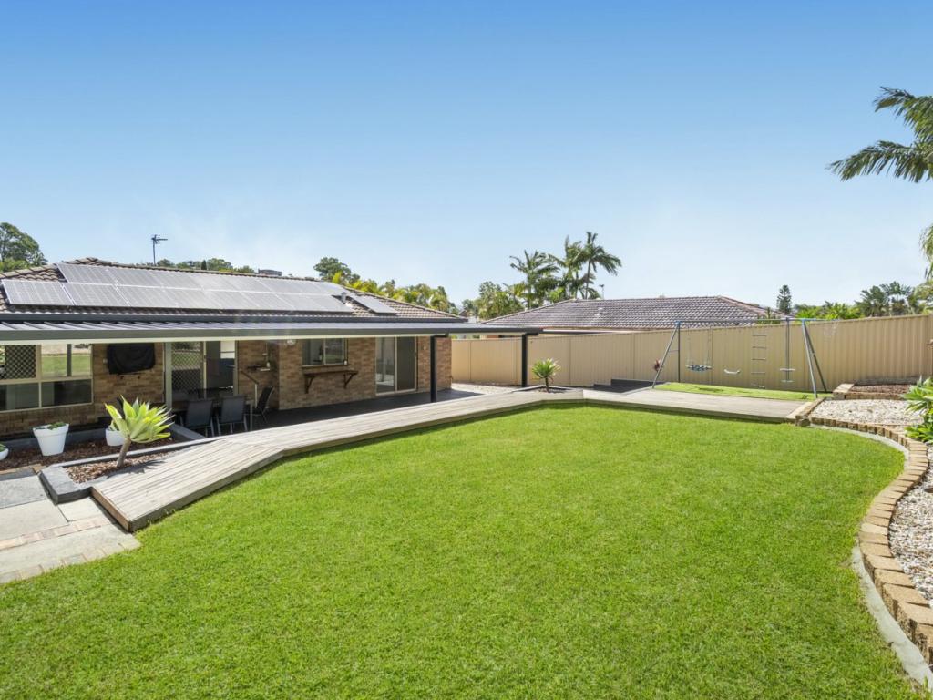 17 Angaston Ave, Carrara, QLD 4211
