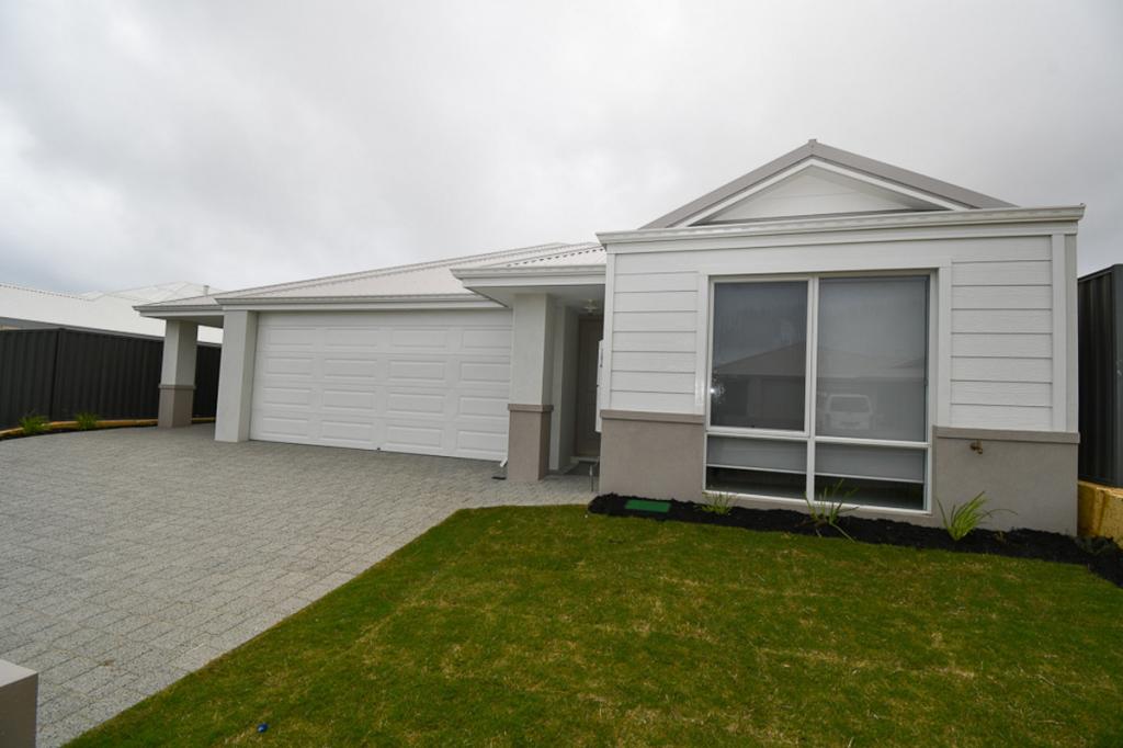 18A WESTPORT ST, MADORA BAY, WA 6210
