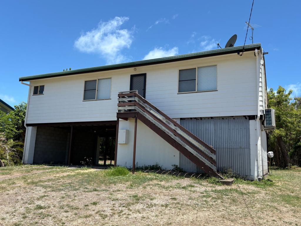 85 Westcott Ave, Campwin Beach, QLD 4737