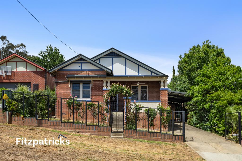 6 Burwood St, Turvey Park, NSW 2650