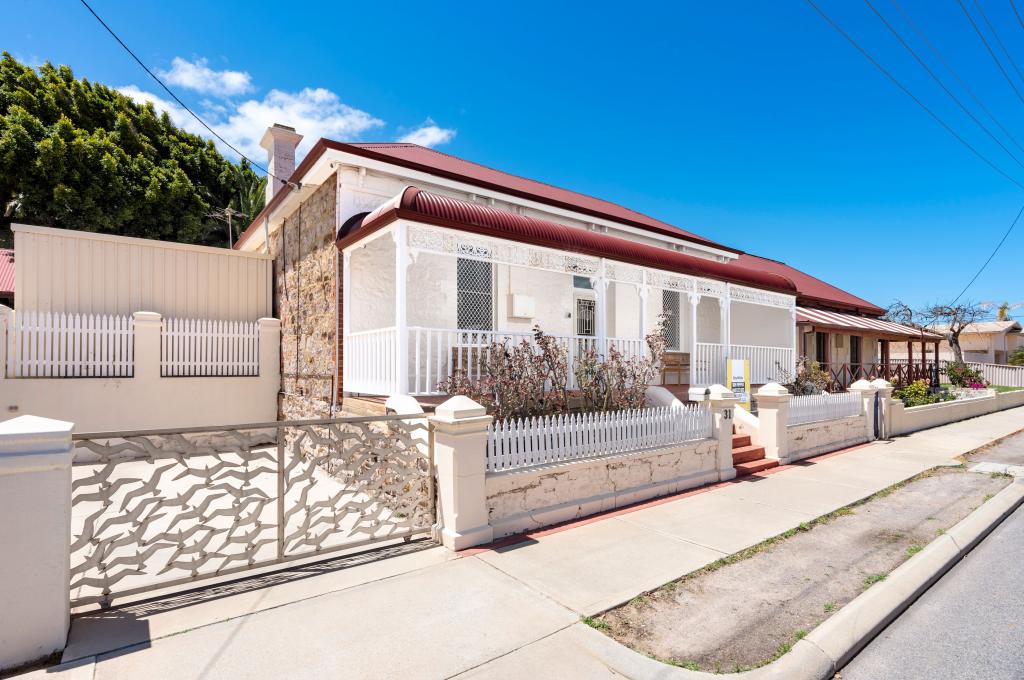 31 Francis St, Geraldton, WA 6530