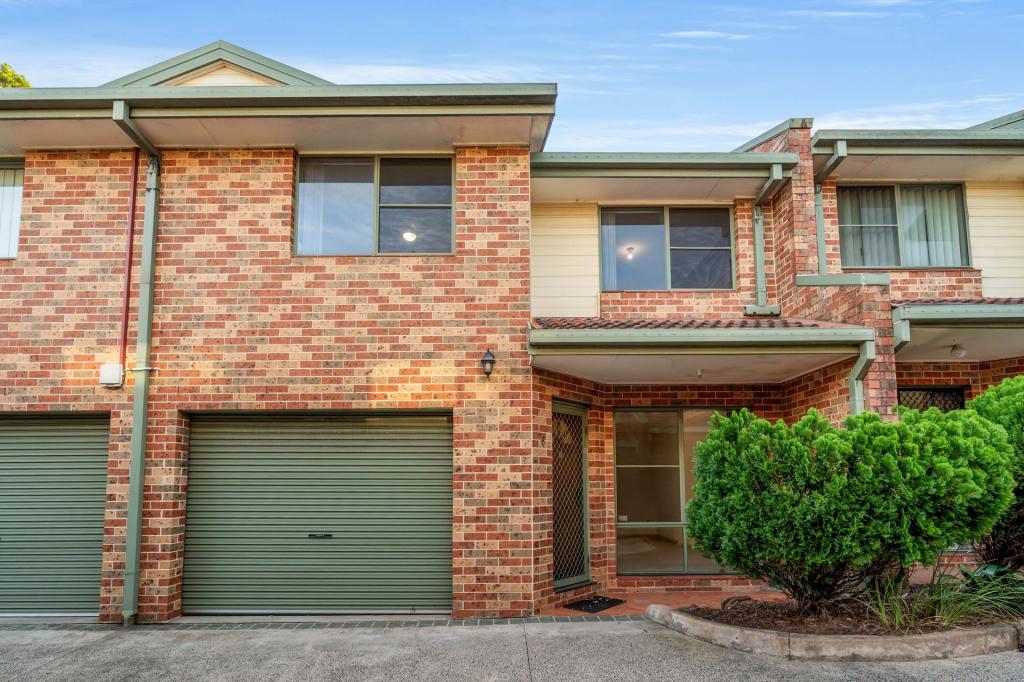 6/3 Henry Kendall St, West Gosford, NSW 2250