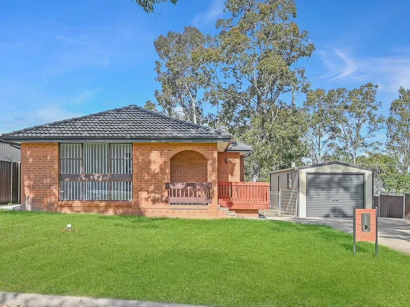 42 Scenic Cct, Cranebrook, NSW 2749