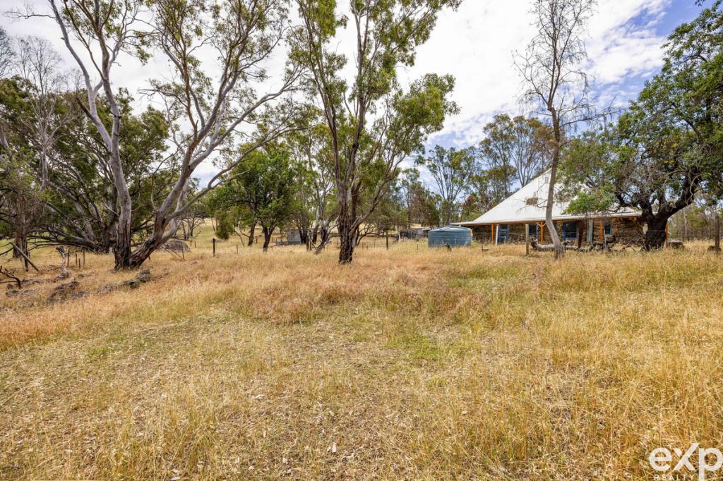 219 Sugar Loaf Hill Rd, Mount Mckenzie, SA 5353