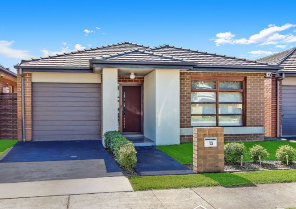 13 Jaeger St, Cranebrook, NSW 2749