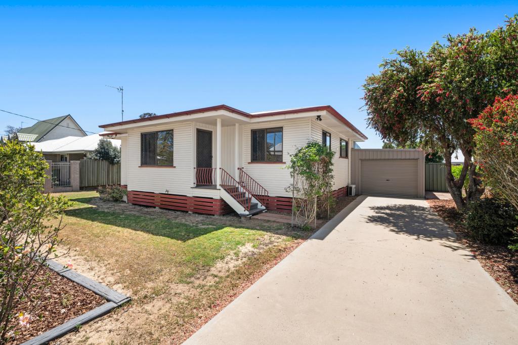 65 Hume St, Pittsworth, QLD 4356