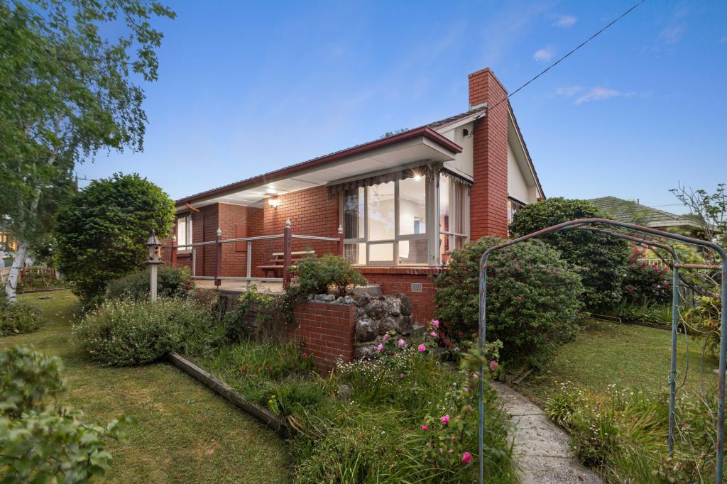 49 GREAT RYRIE ST, RINGWOOD, VIC 3134