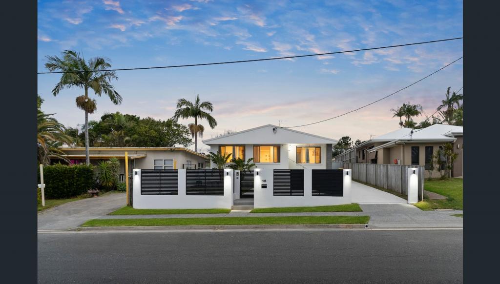 106 Robert St, Labrador, QLD 4215