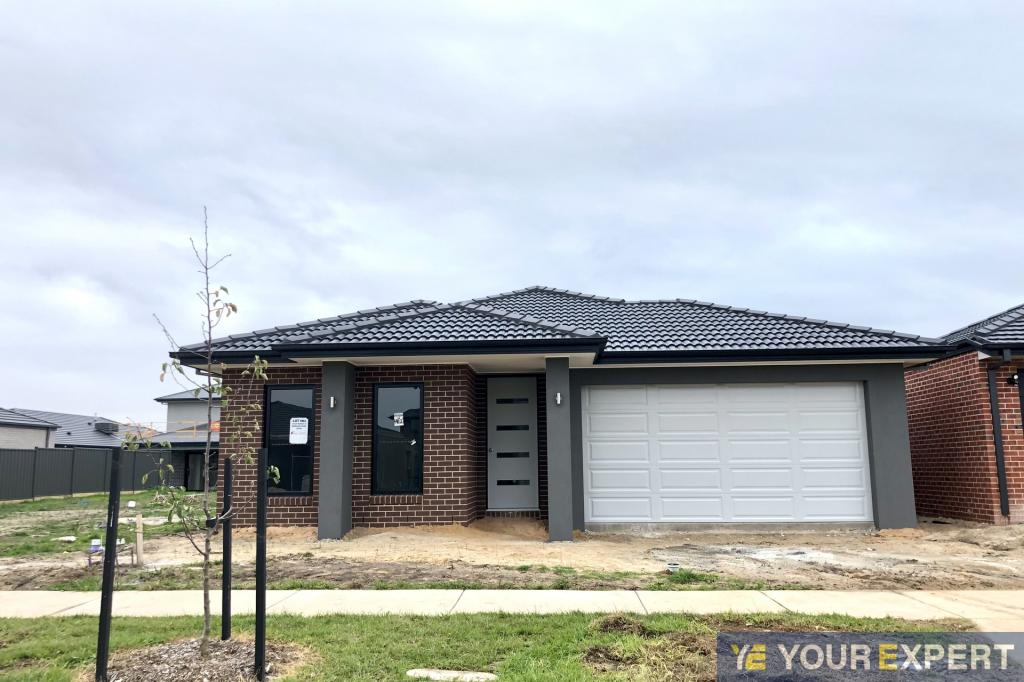 6 Narmada Rd, Clyde, VIC 3978