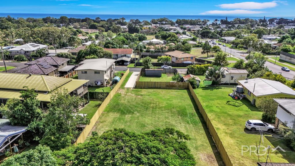 2A JACARANDA DR, TORQUAY, QLD 4655