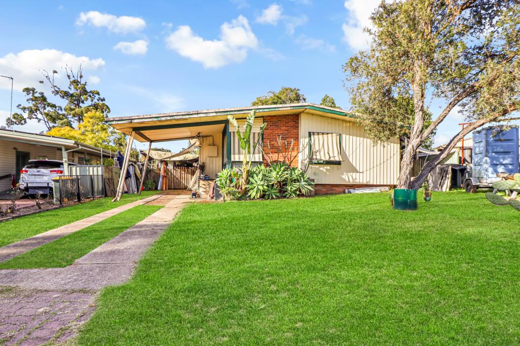 4 Jakari Cres, Whalan, NSW 2770