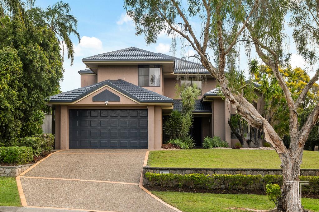 11 HOMEWOOD PL, CARINDALE, QLD 4152