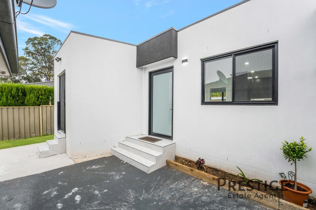 2a Opal Pl, Bossley Park, NSW 2176
