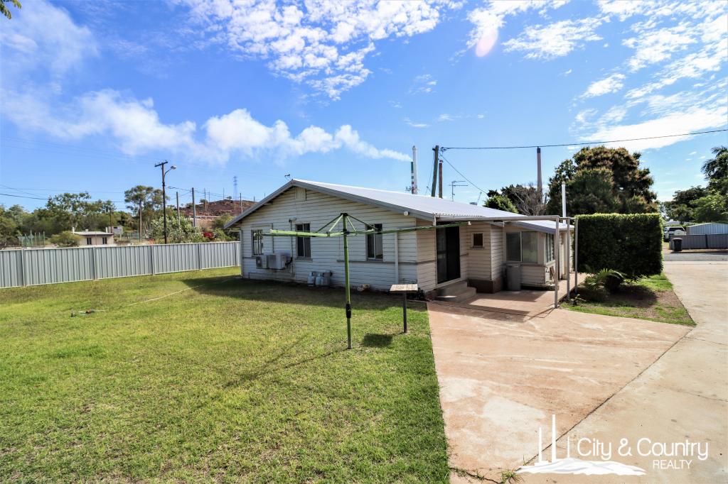 30 Railway Ave, Mount Isa, QLD 4825