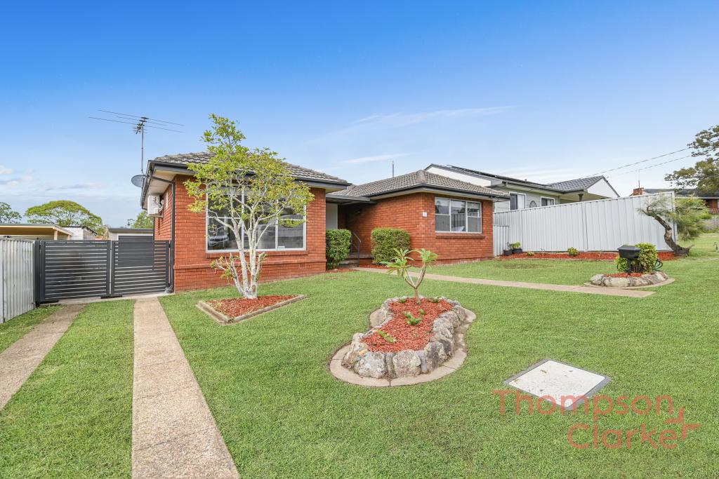 10 Crisp Ave, Rutherford, NSW 2320
