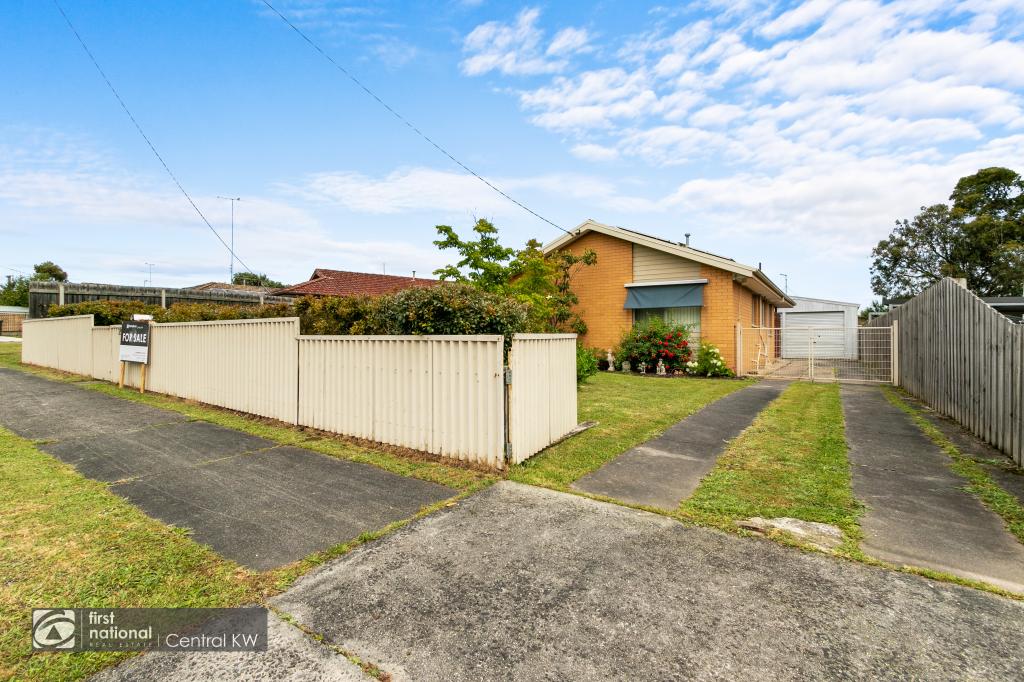 23 Hawthorn Cres, Churchill, VIC 3842