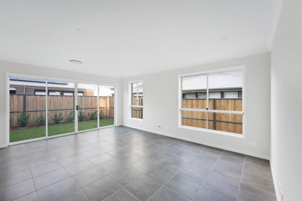 5 Storyteller Pkwy, Gables, NSW 2765