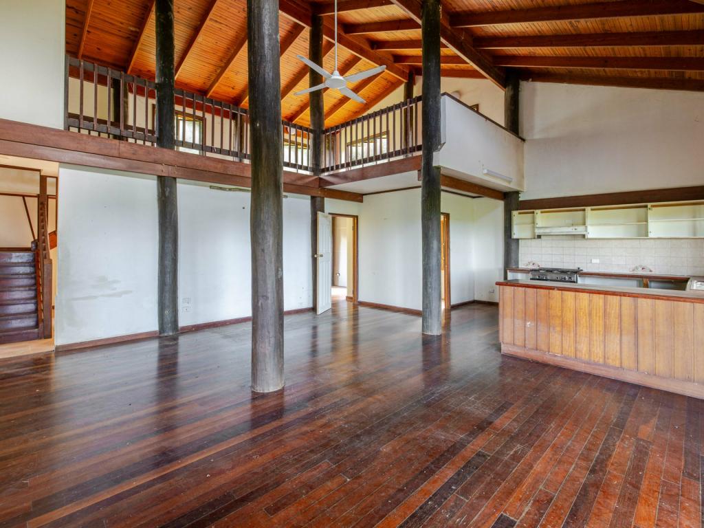 195 Cape Kimberley Rd, Kimberley, QLD 4873