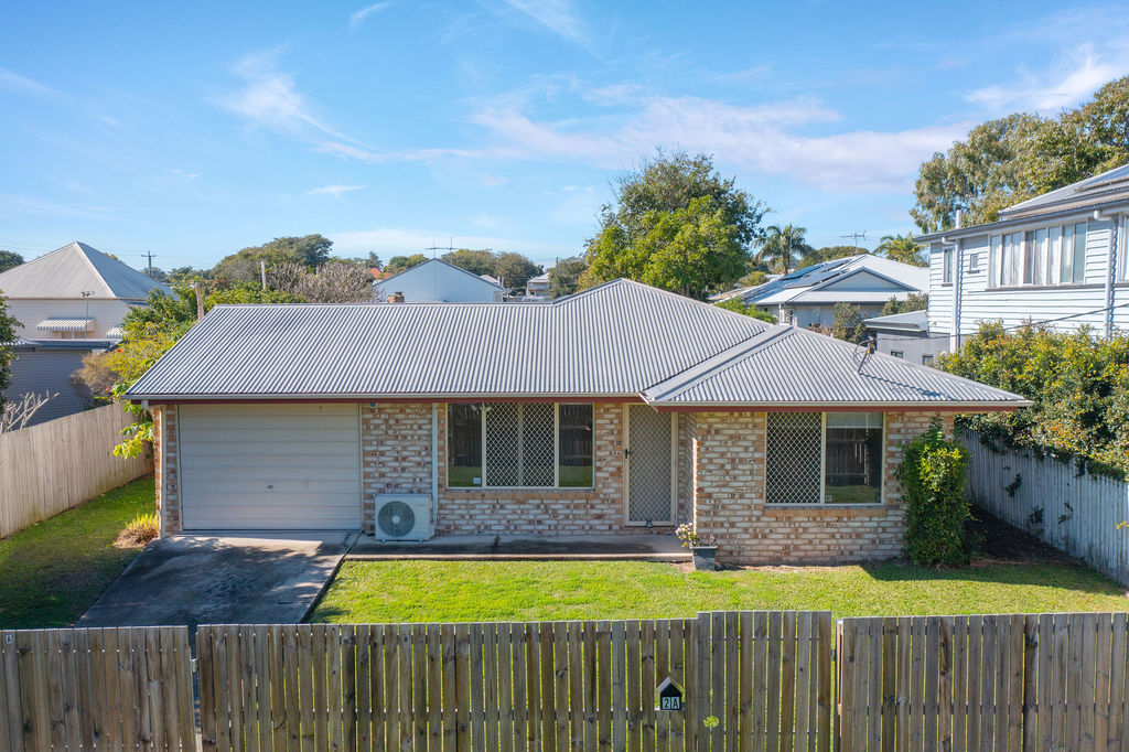 2a Walsh St, Newtown, QLD 4305