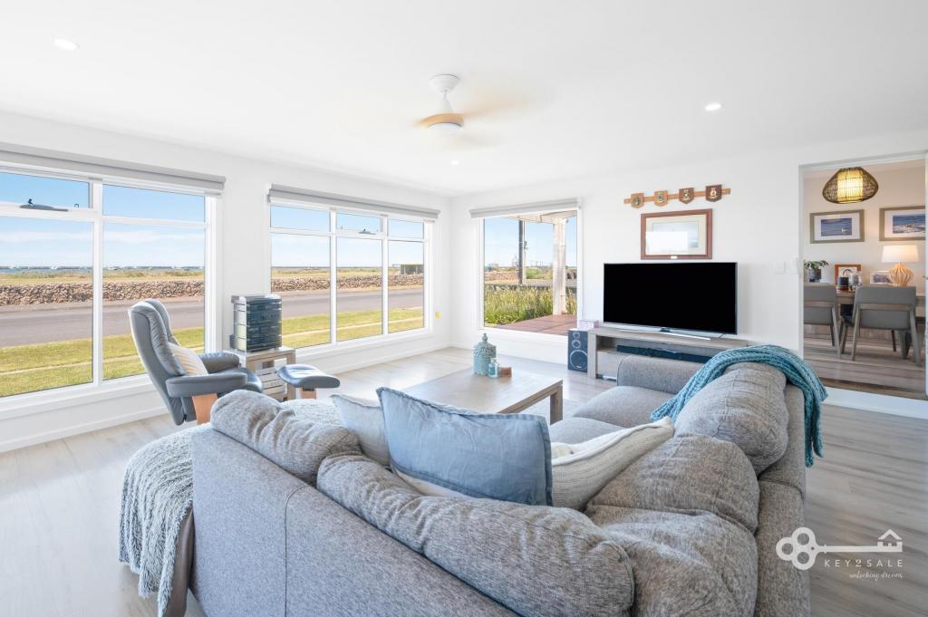 44 Sea Pde, Port Macdonnell, SA 5291