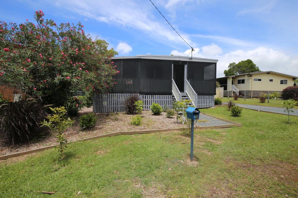 8 Glen St, Macleay Island, QLD 4184