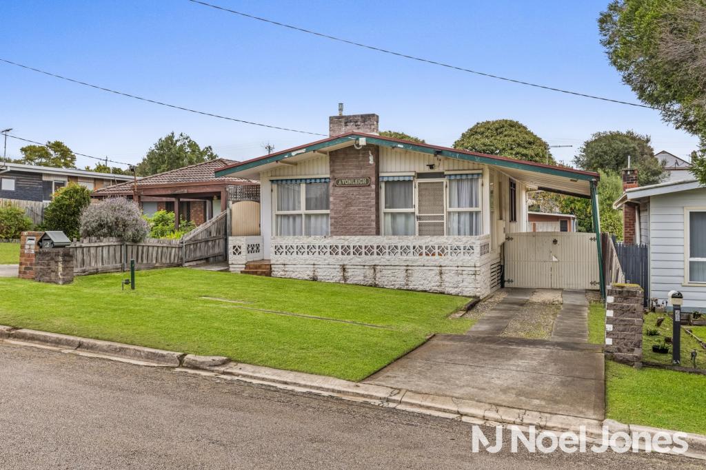 42 Sixth Ave, Rosebud, VIC 3939