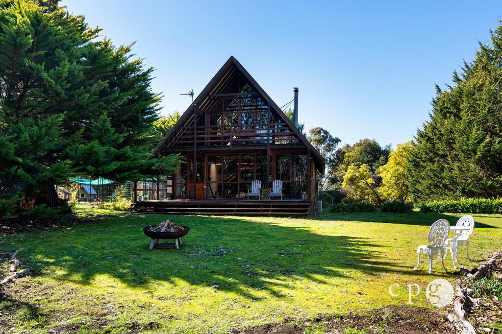 71 Faradale Dr, Faraday, VIC 3451