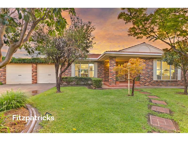 56 Overdale Dr, Bourkelands, NSW 2650