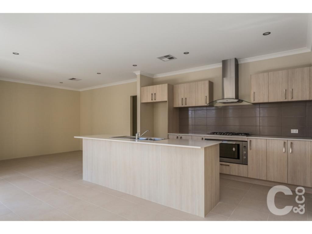 5 Appleby St, Wellard, WA 6170