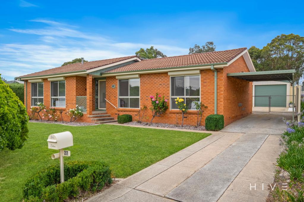 27 Capella Cres, Giralang, ACT 2617