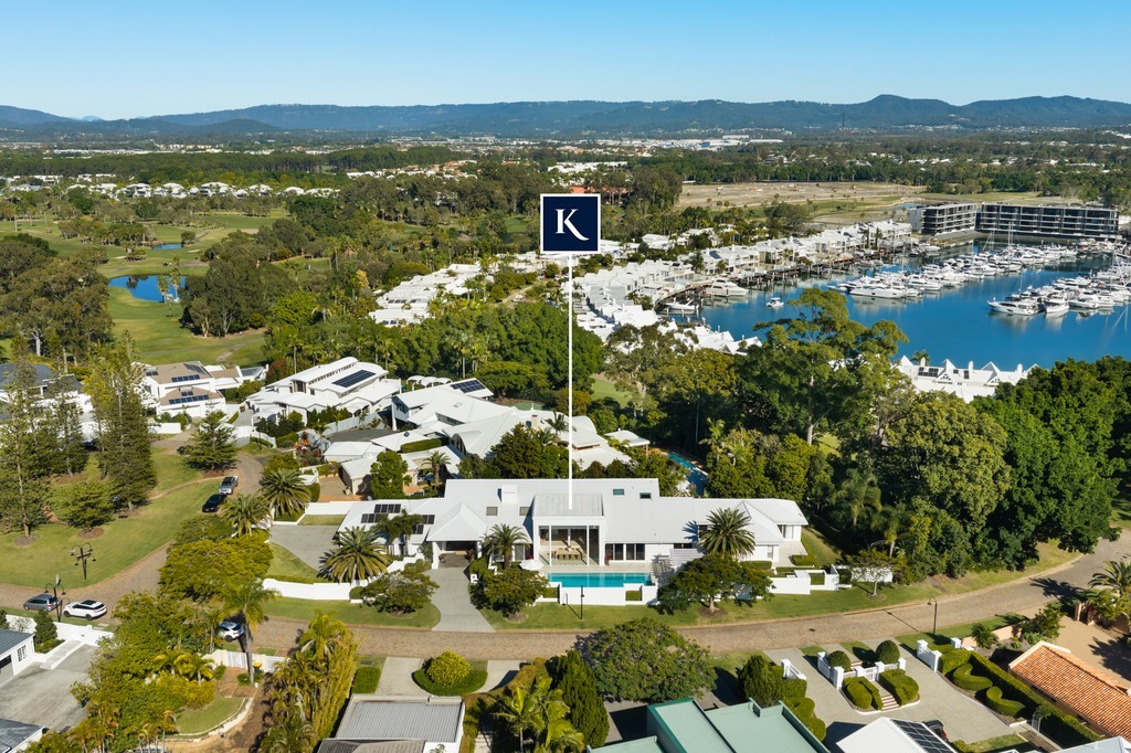 5726 Observation Cres, Hope Island, QLD 4212