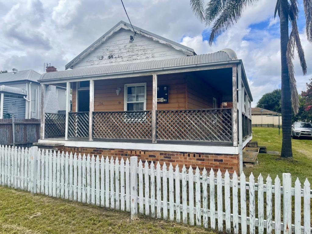 136 Deakin St, Kurri Kurri, NSW 2327