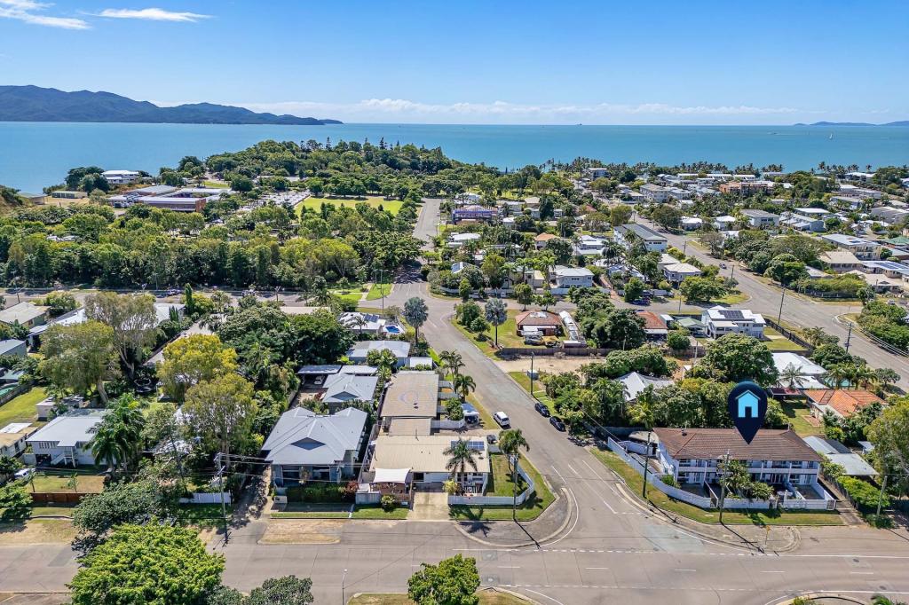 2/2 Isley St, North Ward, QLD 4810